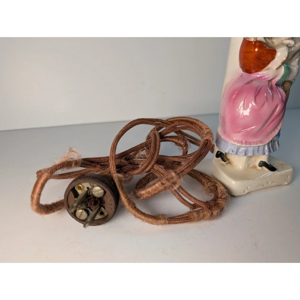 Vintage Hand Painted Figural Victorian Boudoir Table Lamp‎ Bedside Made Germany